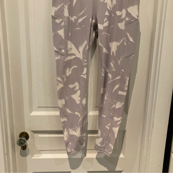 Lululemon Speed Tight - Picture 3 of 7